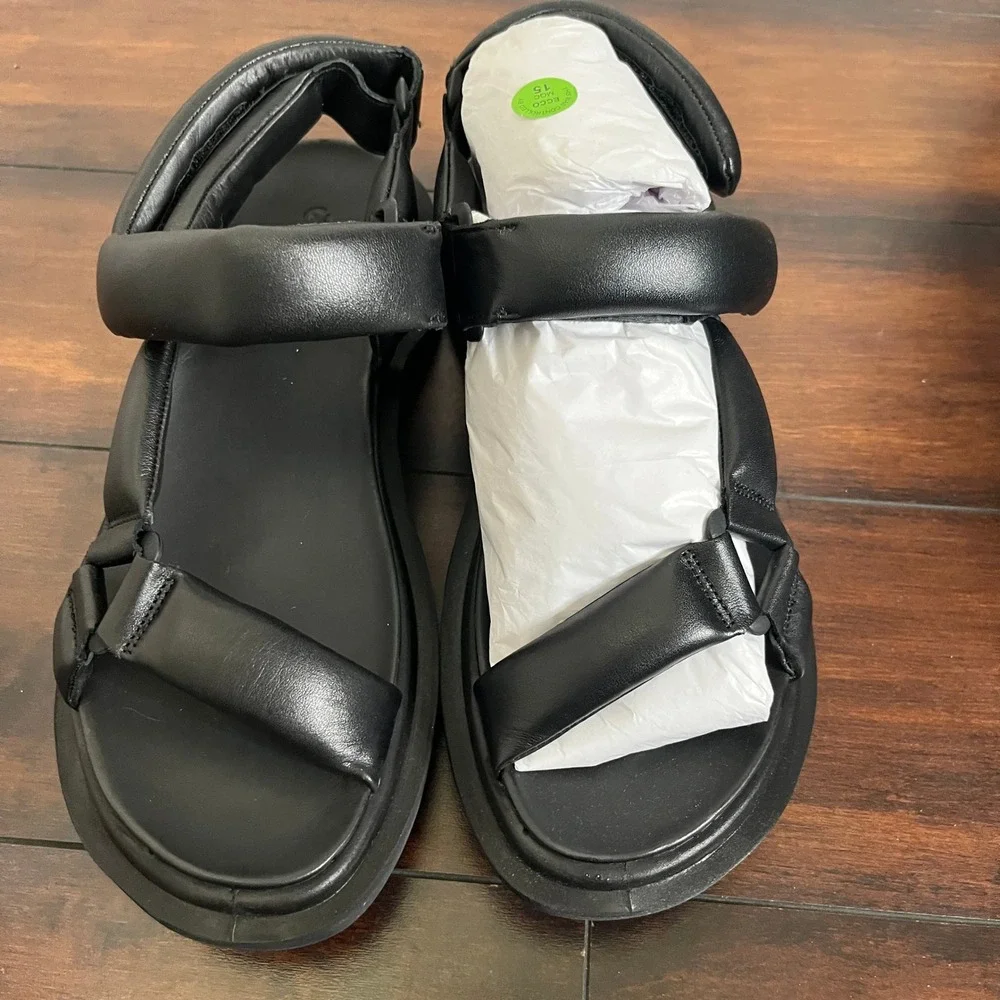 New Ecco Women Offroad Puffy Leather Outdoor Sandals Black size EU 41/ 10-10.5 - Picture 2 of 8